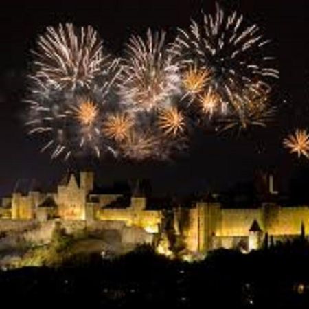 Au Pied De La Cite Apartman Carcassone Kültér fotó